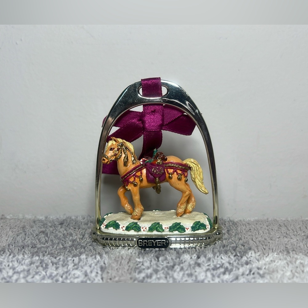 Breyer 1999 Holiday Stirrup Ornament